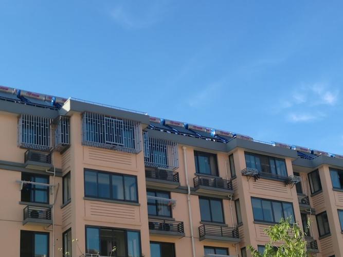 Detailed Explanation of the Differences Between Grid-Connected, Off-Grid, and Hybrid Inverters: Choosing the Right Type to Avoid Detours